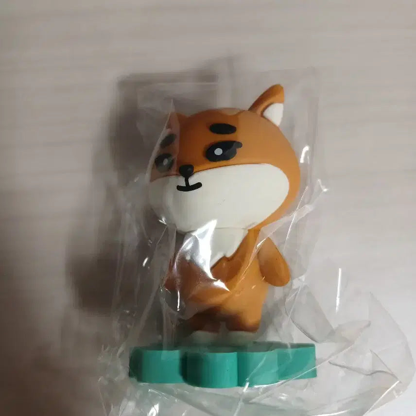 데이식스 데니멀즈 케 피규어 양도