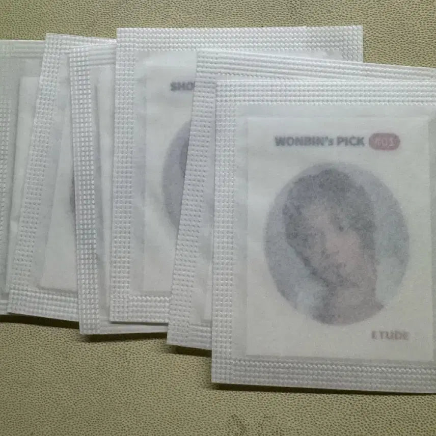 라이즈 에뛰드 특전 띠부실 6set