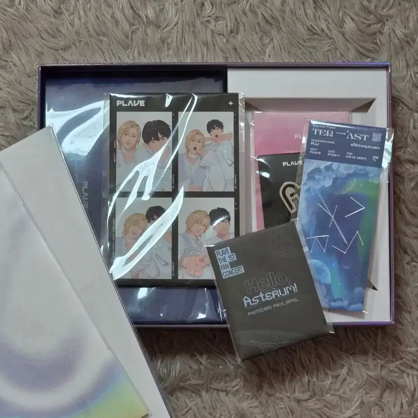 플레이브 플리 1기 2기 멤버십 키트 에이프릴 포카