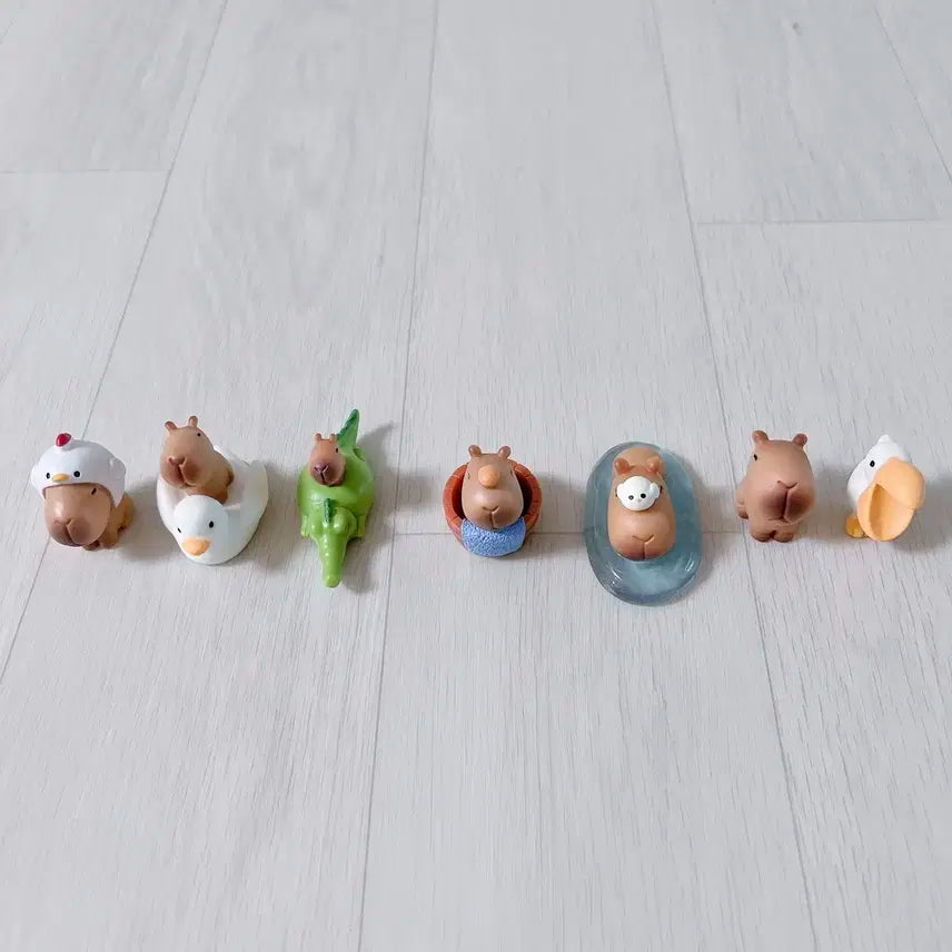 카피바라 피규어 7종세트 / 새상품