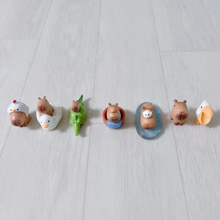 카피바라 피규어 7종세트 / 새상품