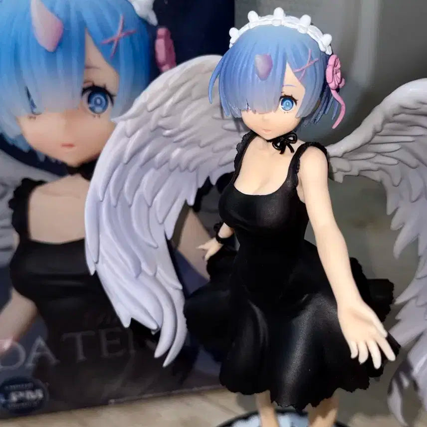 리제로 리제로부터 시작하는 이세계 생활 오니 렘 악마버전 미소녀 피규어