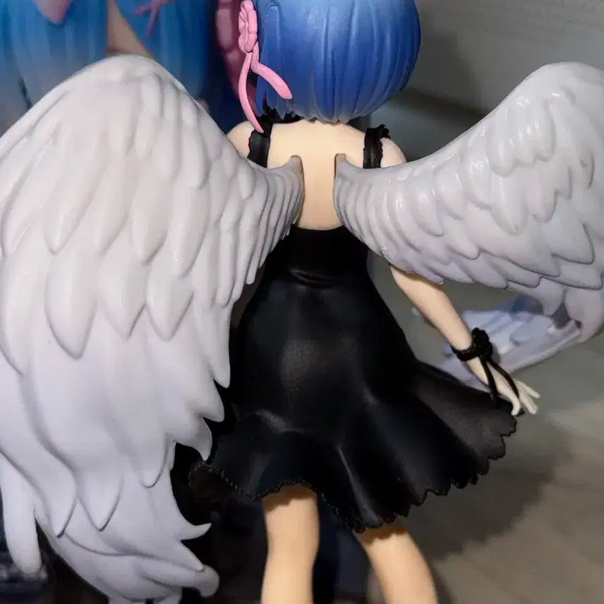 리제로 리제로부터 시작하는 이세계 생활 오니 렘 악마버전 미소녀 피규어