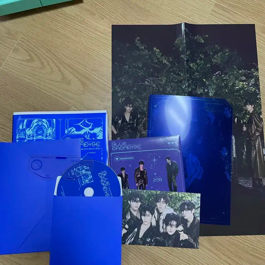 제로베이스원 Blue Paradise 앨범