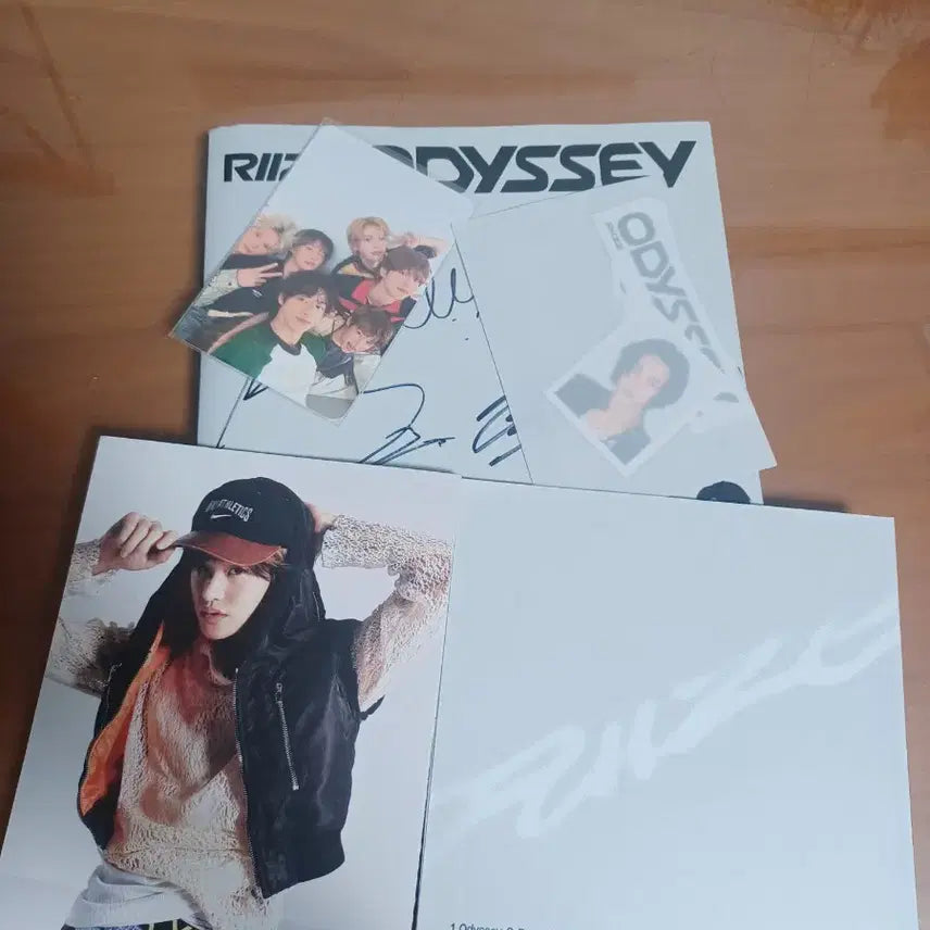 RIIZE 라이즈 Odyssey 친필 사인 앨범
