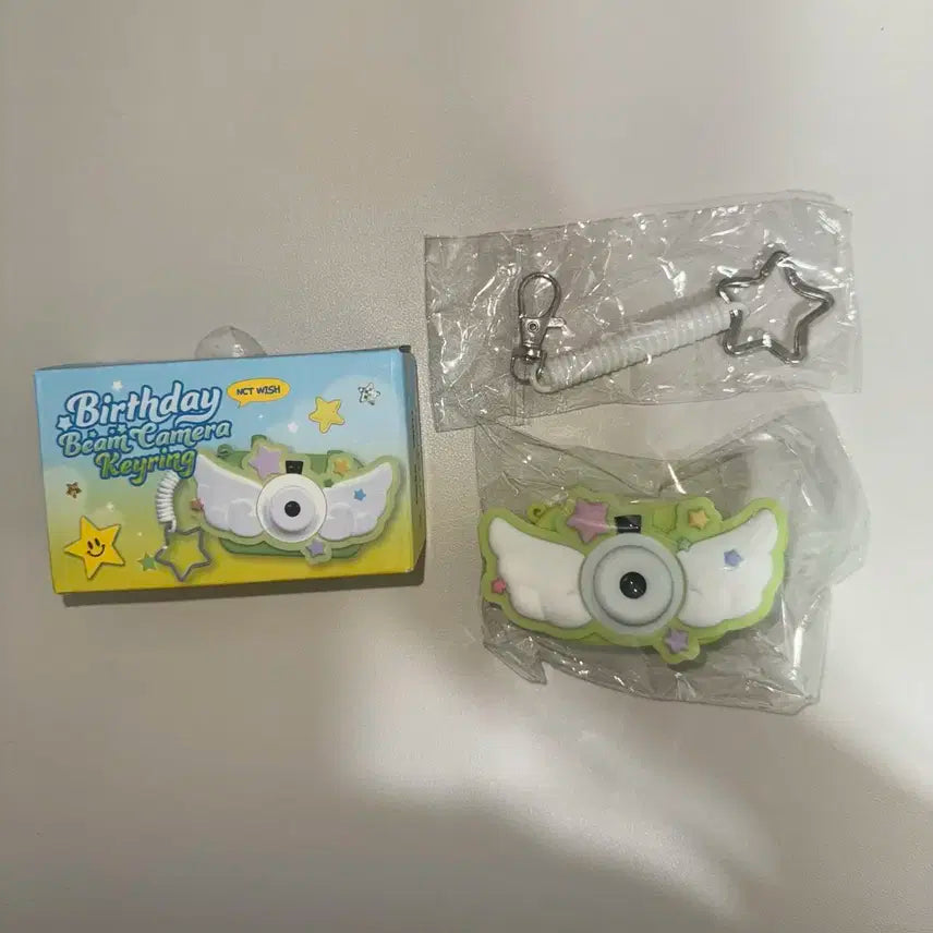 NCT WISH 카메라 키링 + 별 키체인