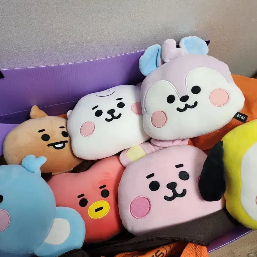 BT21 캐릭터 인형 세트