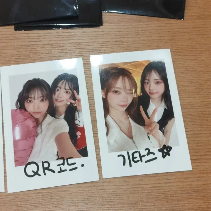 QWER 팝업 무료증정 폴라로이드 포토카드 단품 판매