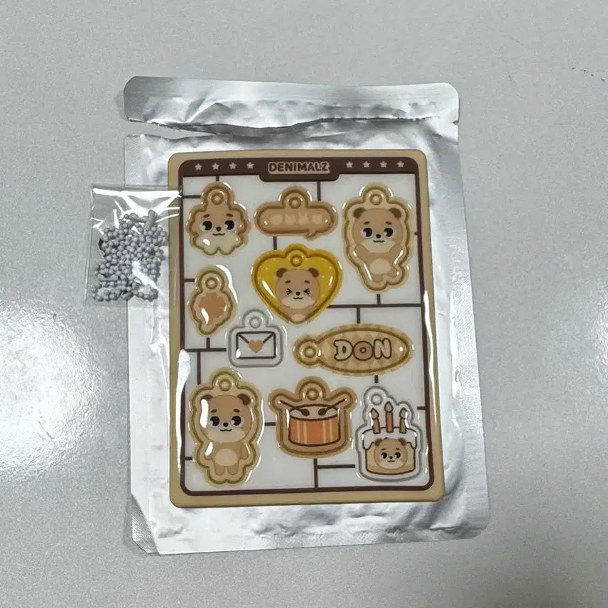 데이식스 고양콘 엠디 소프트키링 돈