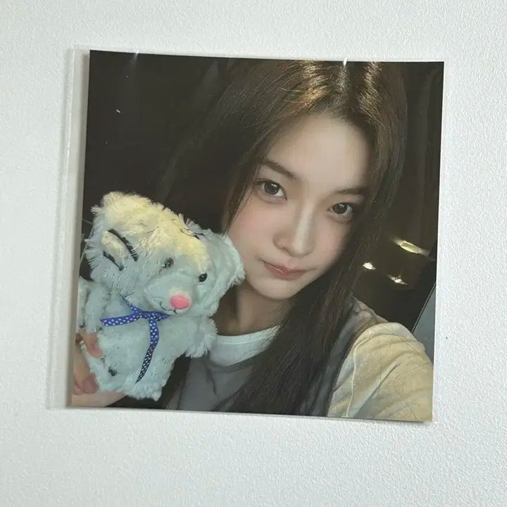 아일릿 이로하 빼꼬 1주년 플러시 키링 로하 인형