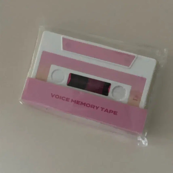 에스파 전시회 보이스 메모리테이프 더티워크리치맨카리나윈터지젤닝닝md