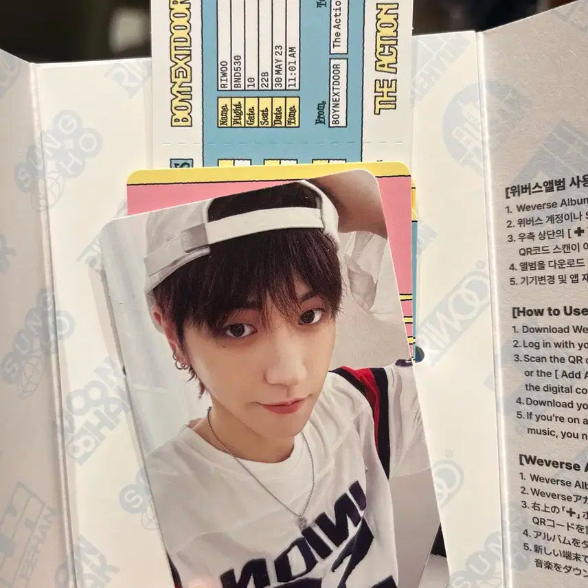 보이넥스트도어 The Action 디액션 위버스 버전 개봉앨범 리우