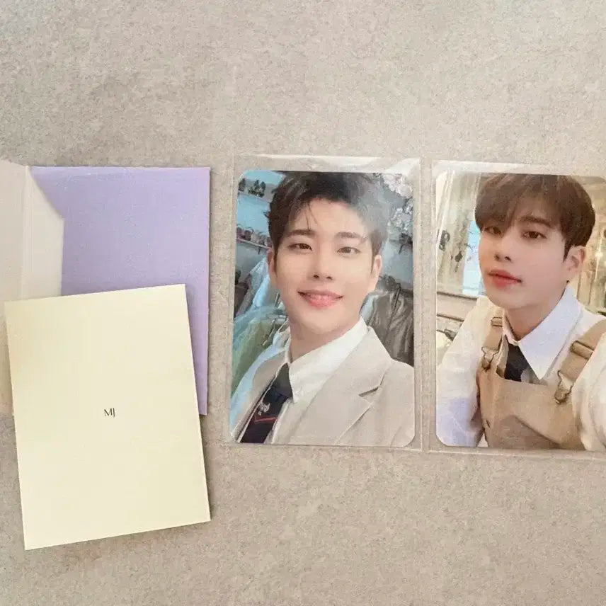 아스트로 원앤온리 엠제이 포카+메시지카드 일괄 팝니다