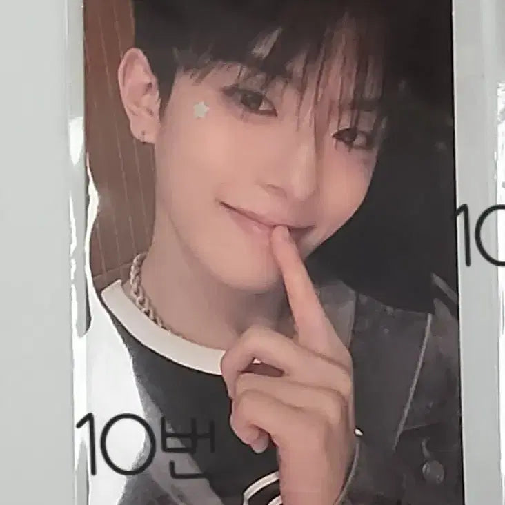 ๋ณด์ด์ฆ2ํ๋๋ ๋ฒ ๋ฆฌ๋ฒ ๋ฆฌ ์ ๊ฐ๋ฏผ ์์นด์ด๋ธ์ ์ํ 10๋ฒํฌํ ์นด๋ ์๋