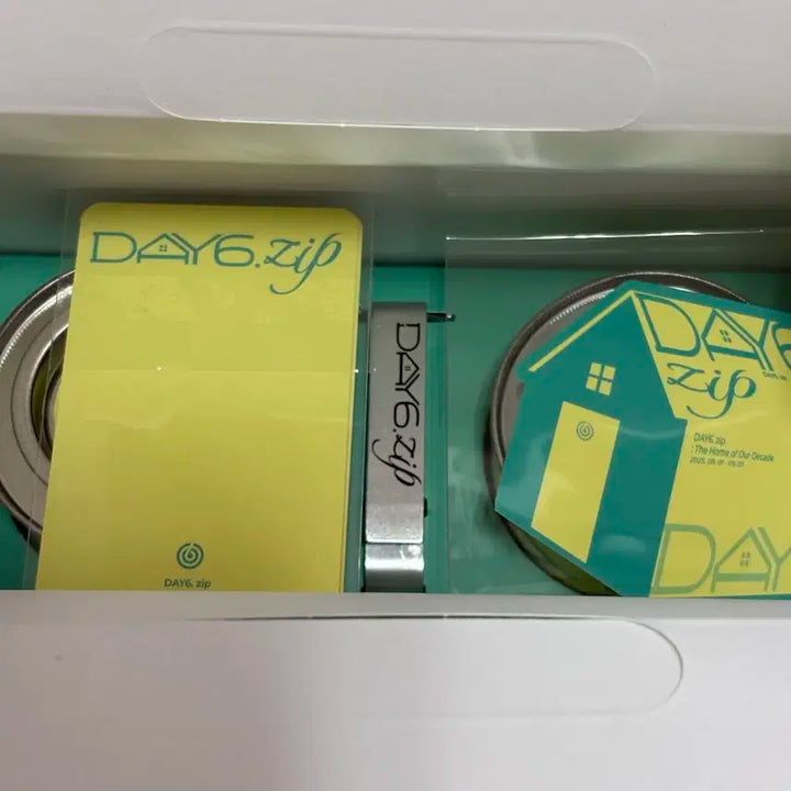 데이식스 팝업 기프트 세트 포카 캔들