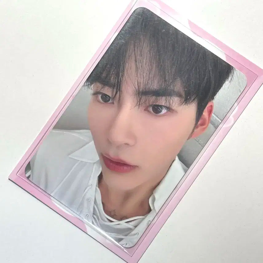 제베원 성한빈 포카 더현대 팝업 엠디 여권 포카 제로베이스원