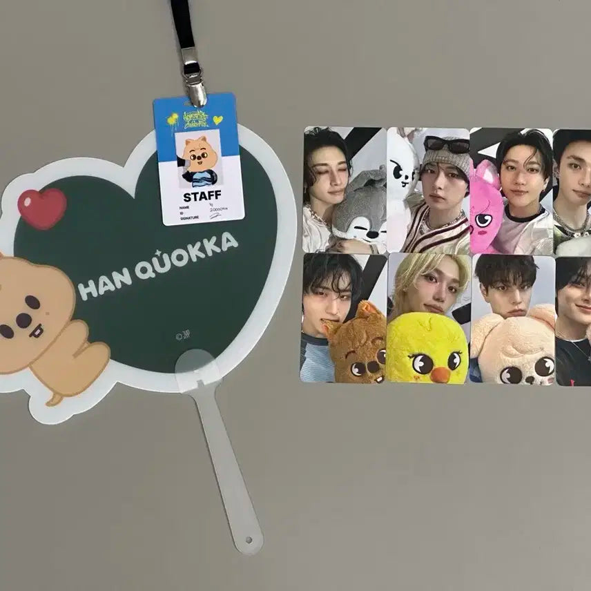 스트레이키즈 스키즈 팝업 특전 포카 세트 + 스키주 부채 스태프증 한쿼카