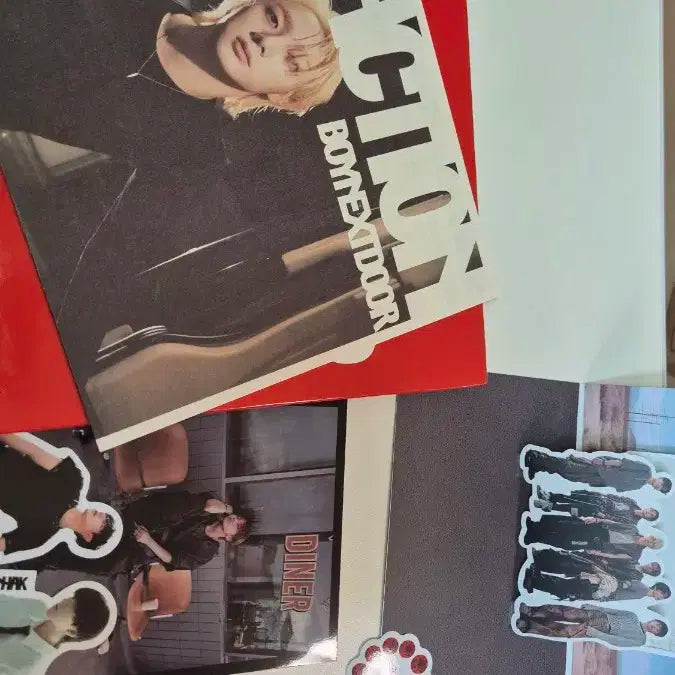 보넥도 The Action Play ver앨범 포스터 + 스티커