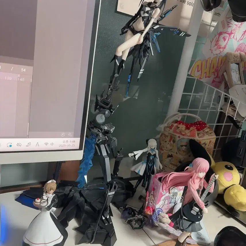 블랙록슈터 미쿠 피규어 엄청 싸게 내놓습니다