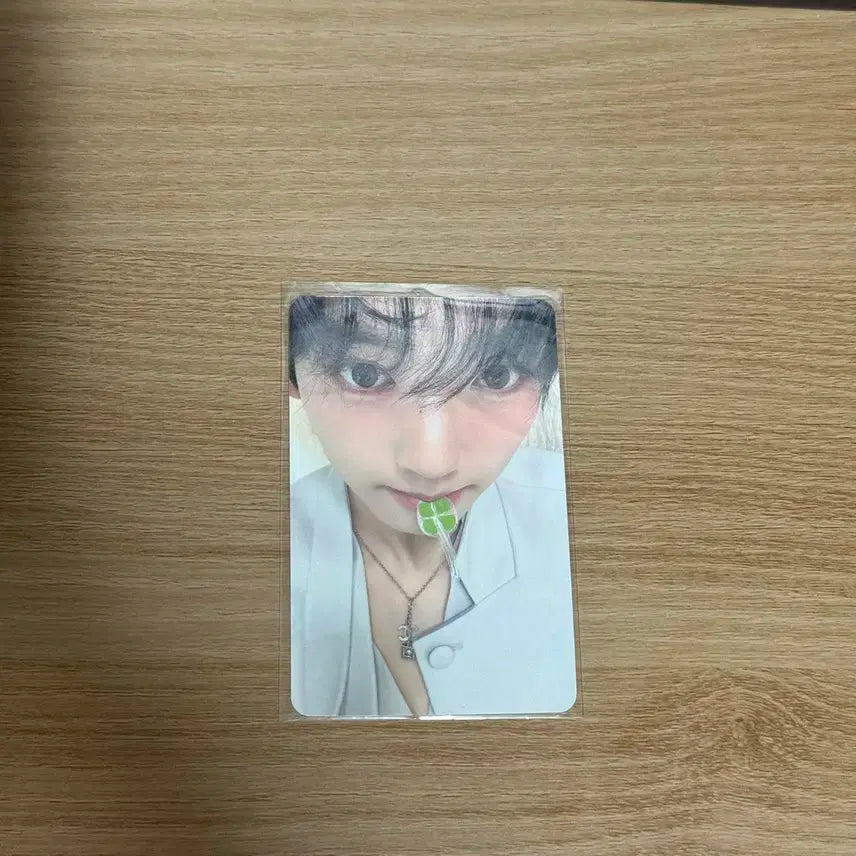 한유진 스타리버 클로버 포카 미공포