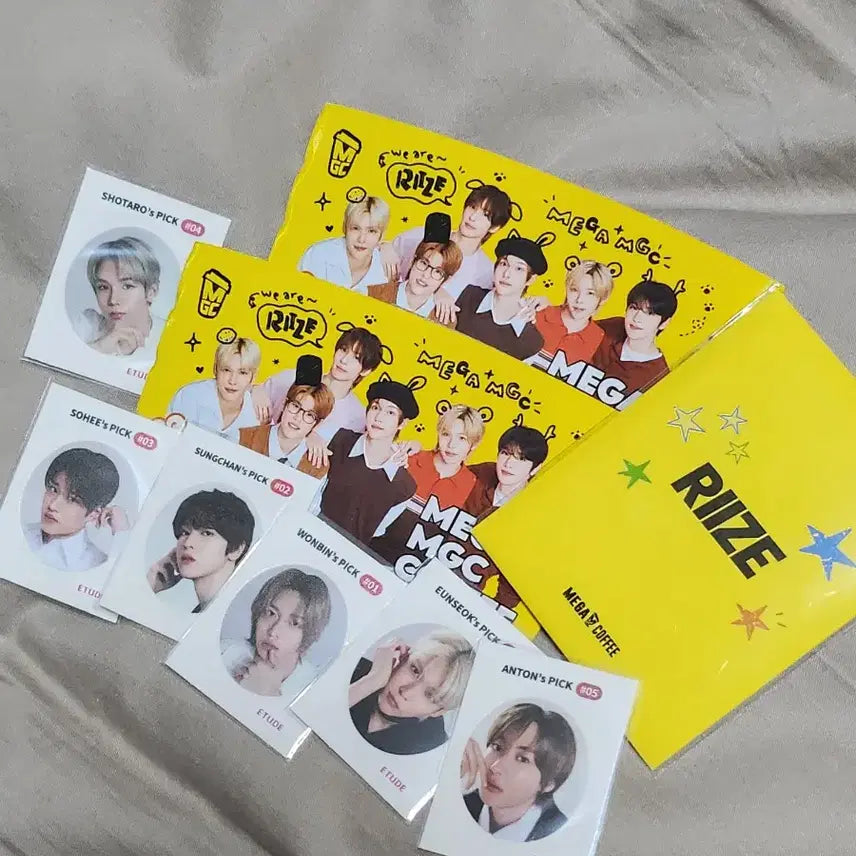 (미개봉) 라이즈 메가커피 포카