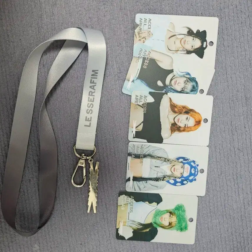 르세라핌 팝업 굿즈 팝니다