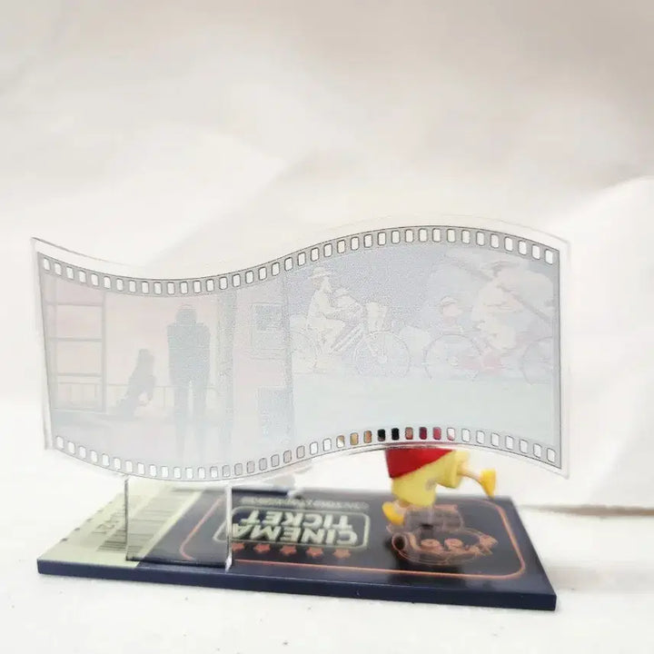 짱구 극장판 피규어 중고판매