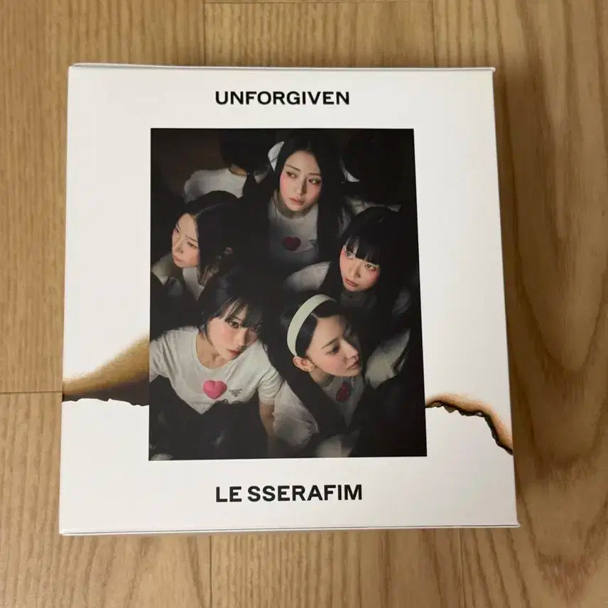 르세라핌 언포기븐 위버스샵 특전 앨범 보관함