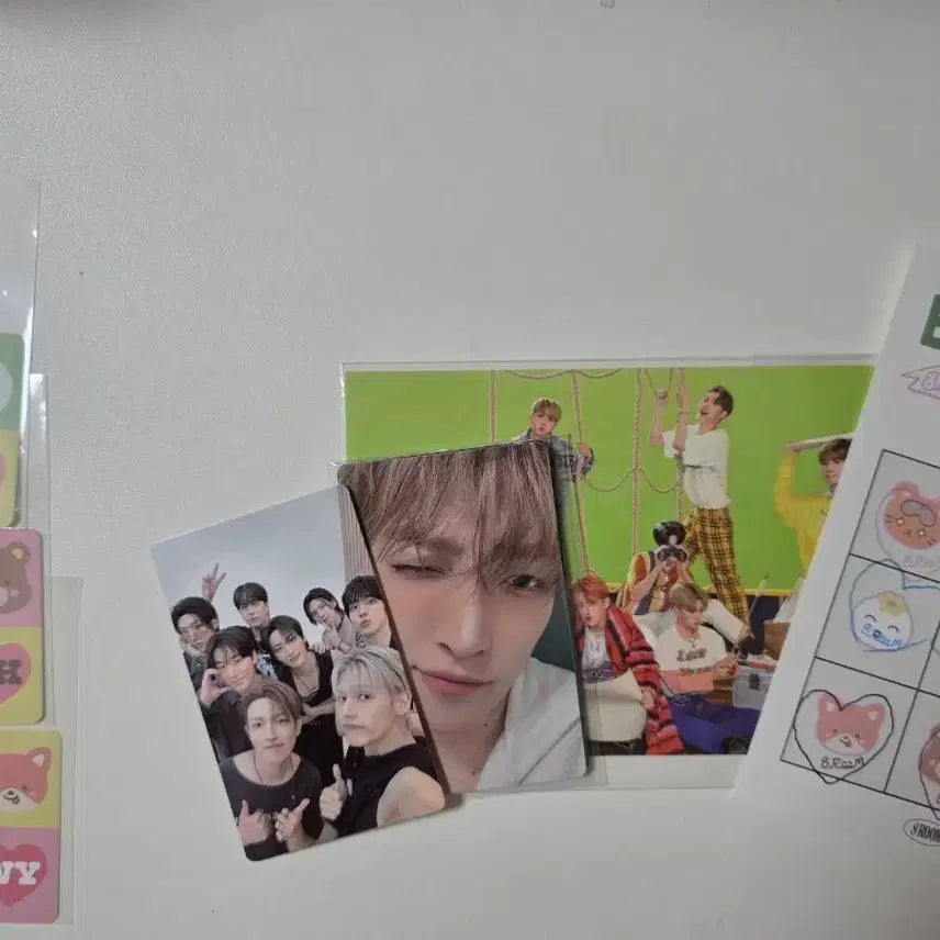 ATEEZ 에이티즈 7주년 팝업 에잇룸 방문 특전단체 포카+기념 엽서