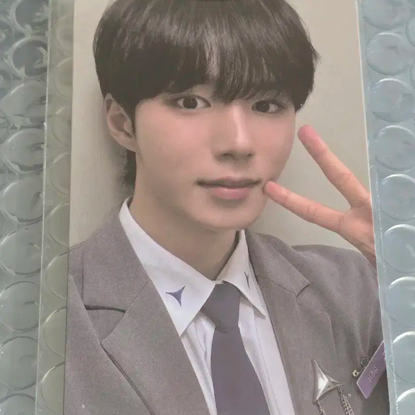 보플 아카이브 전시회 2주차 김준서 6번 포카