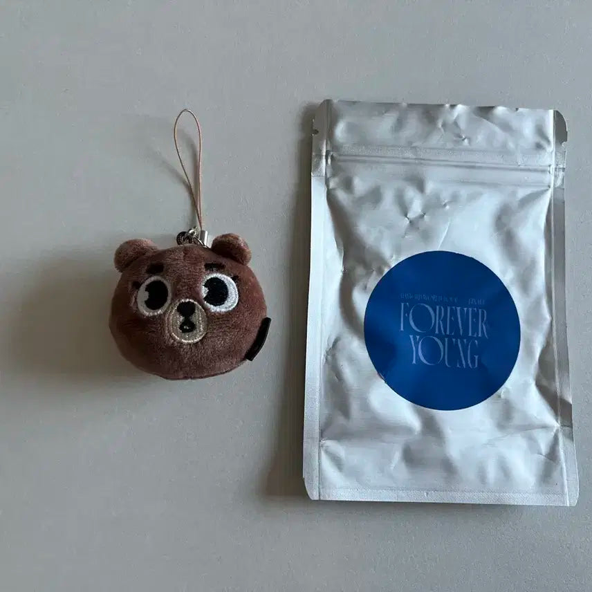 데이식스 데니멀즈 미니 페이스키링 데멀 방