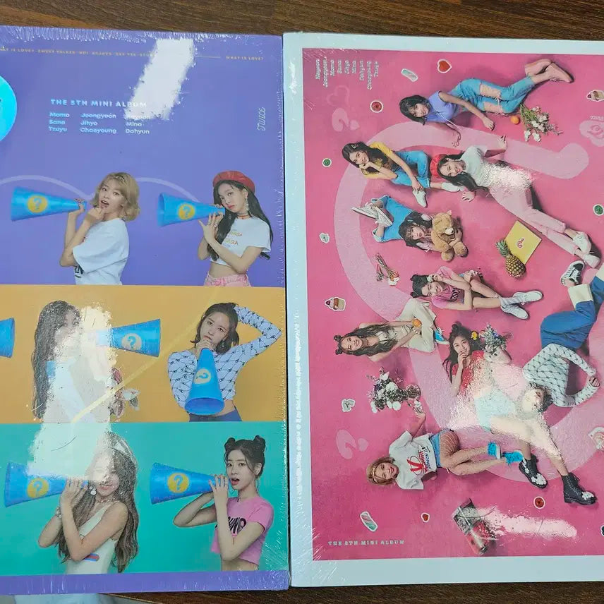 트와이스 왓 이즈 러브 A, B타입 미개봉 앨범 내놓습니다