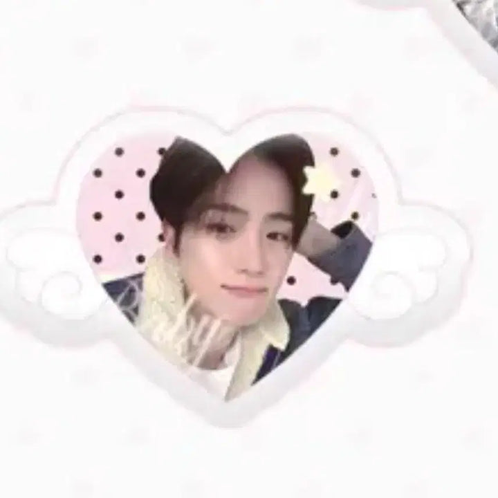 더보이즈 현재 쿠션 키링