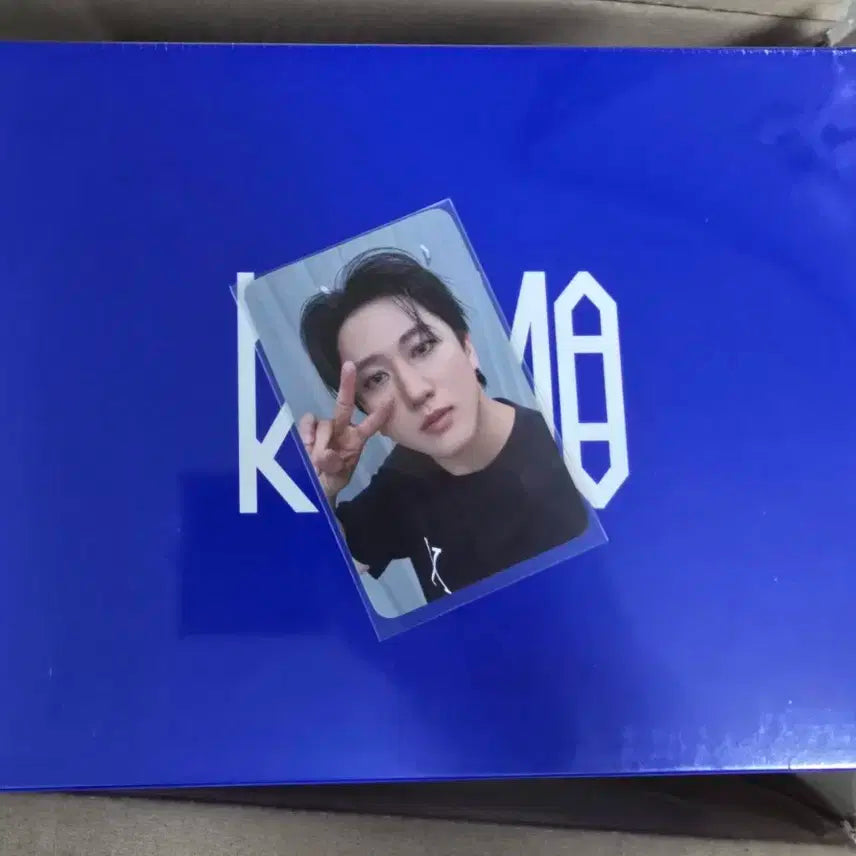 창빈:))스트레이키즈 사웨 1차일본 하이터치 미공포 포카+미개봉앨범