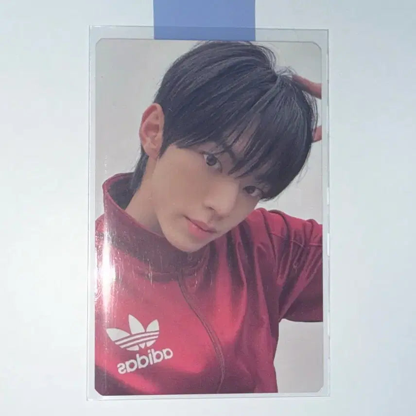 투어스 트라이 윗 어스 도훈 포카