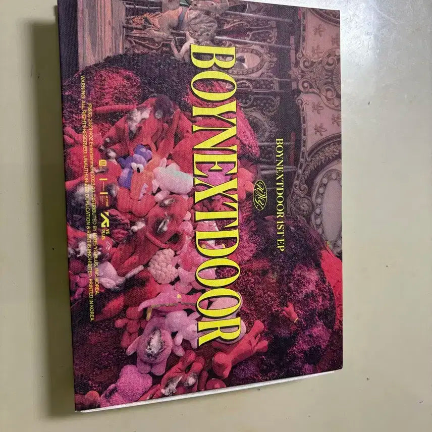 보이넥스트도어 앨범