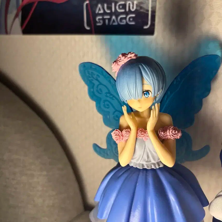 리제로 렘 피규어