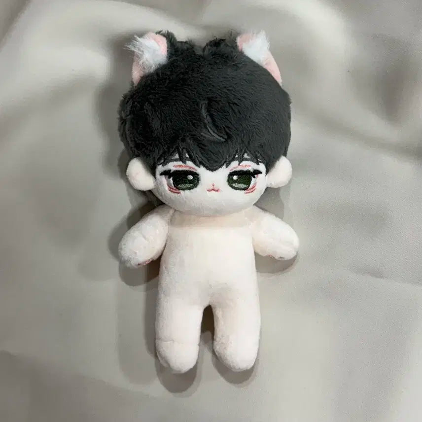 플레이브 뾱하민