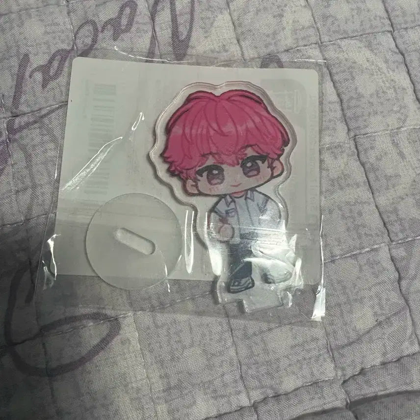 플레이브 밤비 아크릴