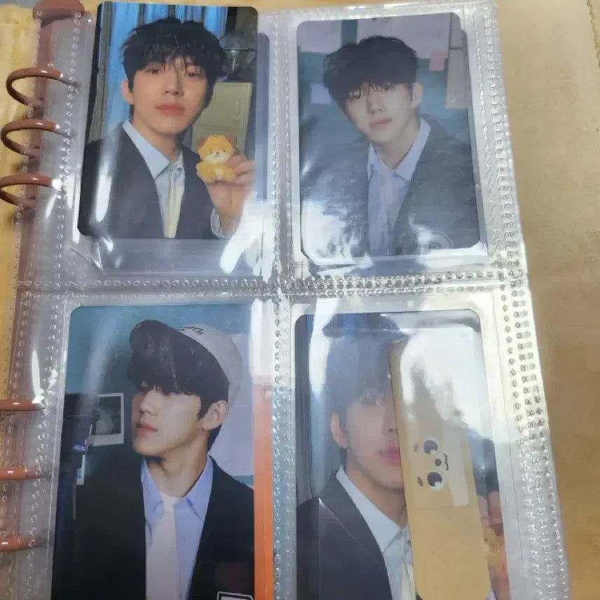 데이식스 포토카드 포함 바인더 돈 팝니다