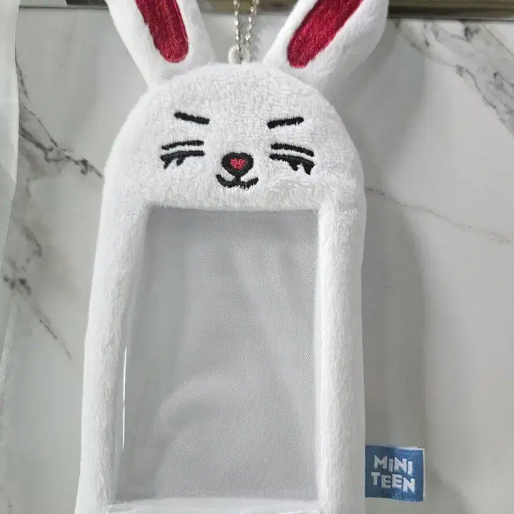 새상품)세븐틴 MINITEEN 토끼 포토카드 홀더 인형 키링 판매합니다