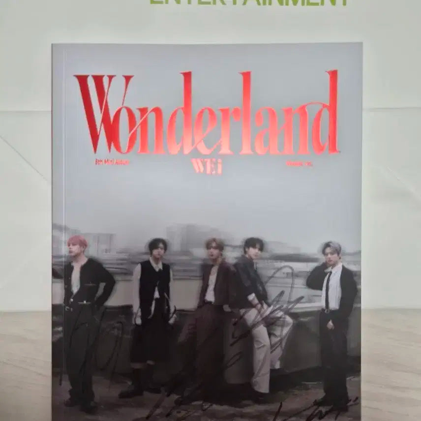 WEi Wonderland 앨범 싸인앨범 wei Wonderland