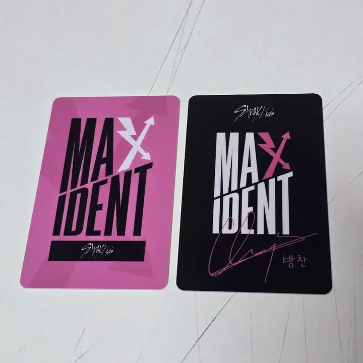 스키즈 언베일 맥시던트 럭드 방찬 포카