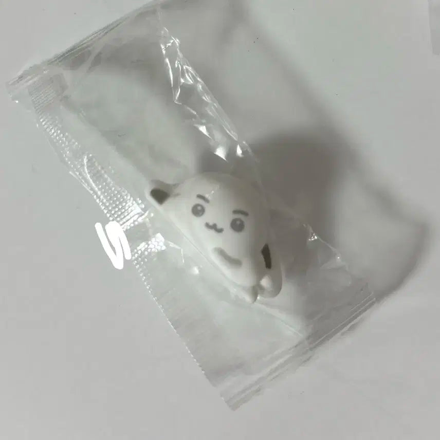 에이티즈 8room 랜덤 가챠 실버니 성화