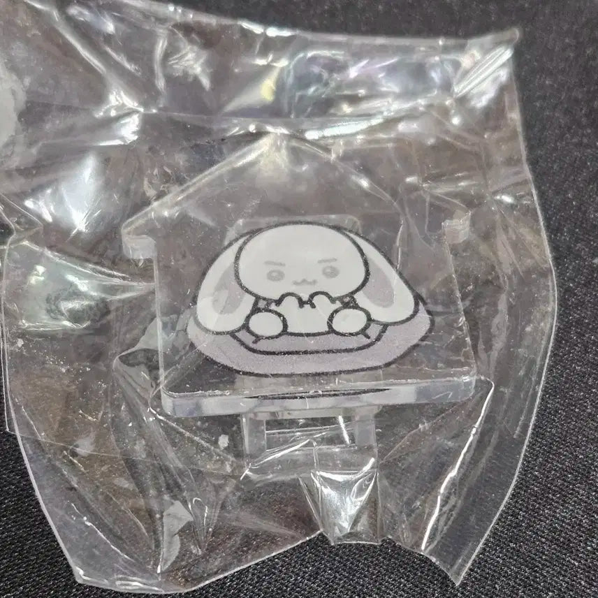 에이티즈 성화 실버니 랜덤 가챠 집게 8room 아크릴