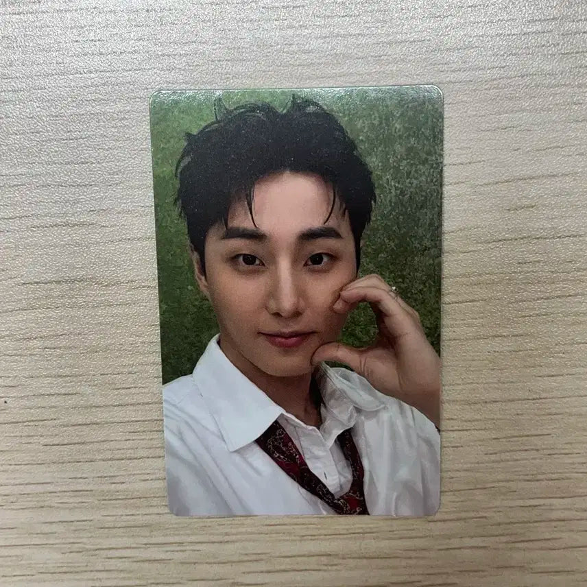 데이식스 영케이 인이어반 포카 데케이드