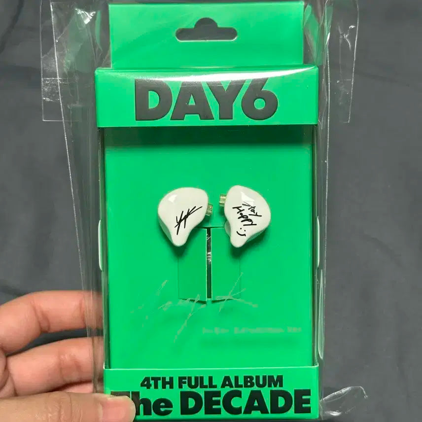 데이식스 The Decade 인이어반 영케이 In-ear Young K