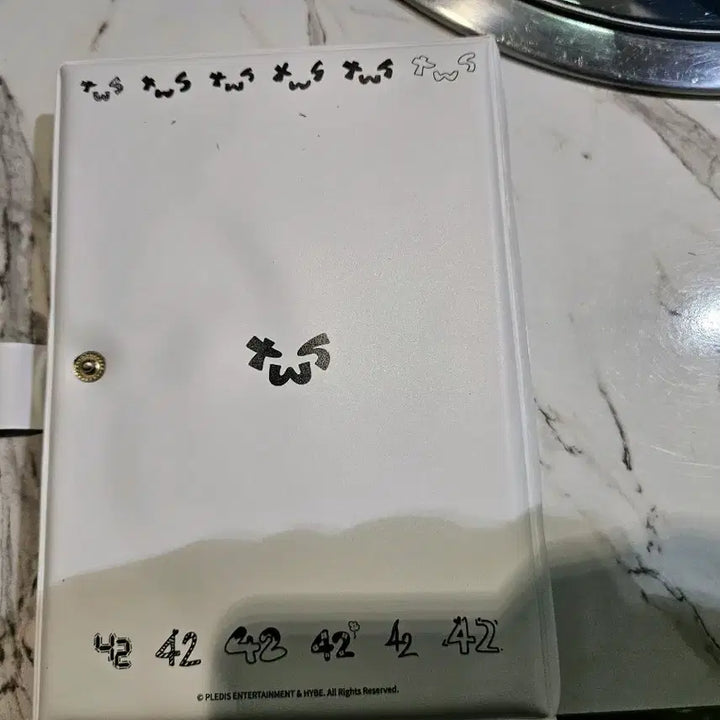 새상품) 투어스 포카 바인더 판매합니다