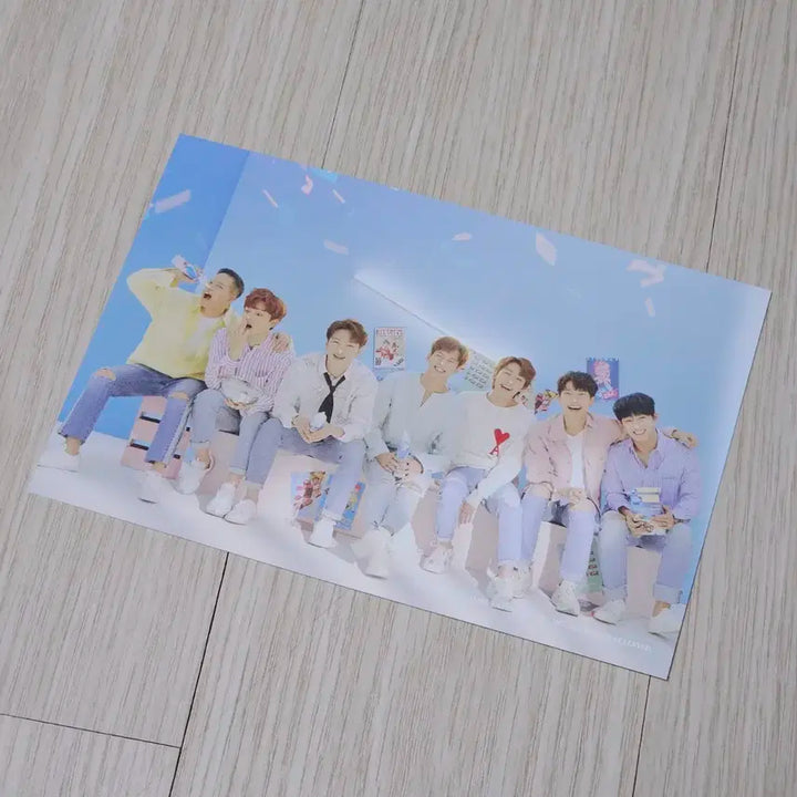 비투비 7주년 전시회 단체 엽서