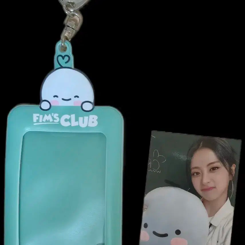 르세라핌 허윤진 흐리몽 FIM'S CLUB 포토카드 키링 + 포토카드